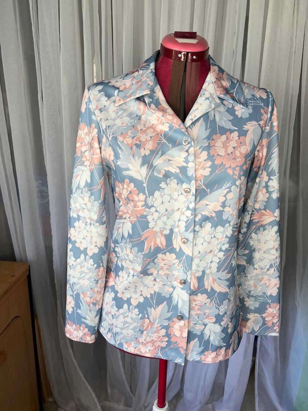 Blouse floral 1970s button up blue pink pastel